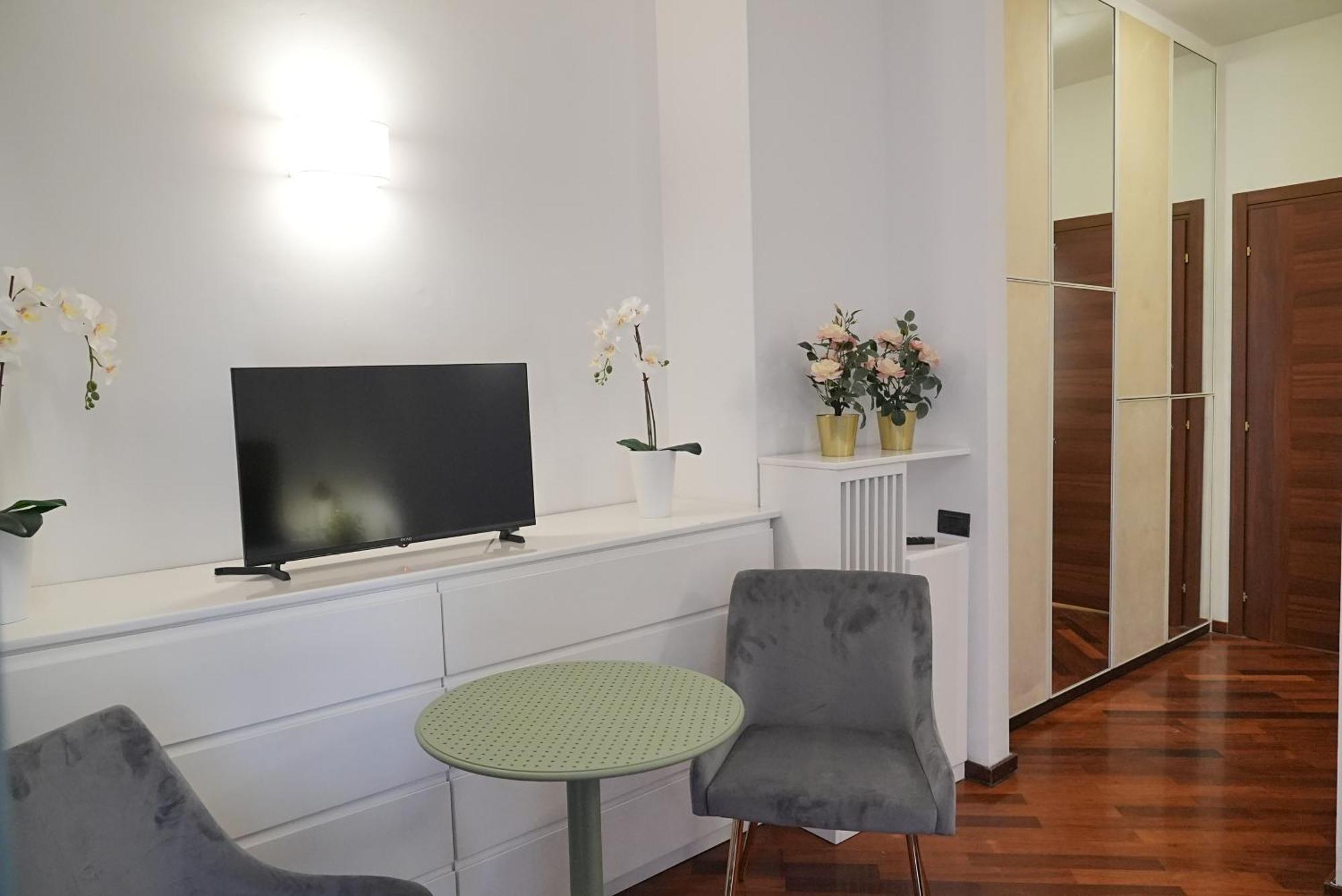 Suite & Premium Room - Centro Bari - Stazione 外观 照片