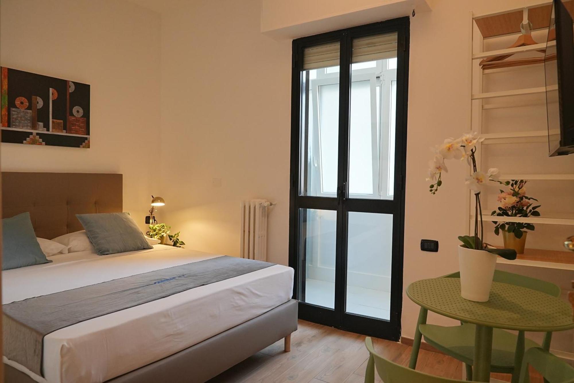 Suite & Premium Room - Centro Bari - Stazione 外观 照片