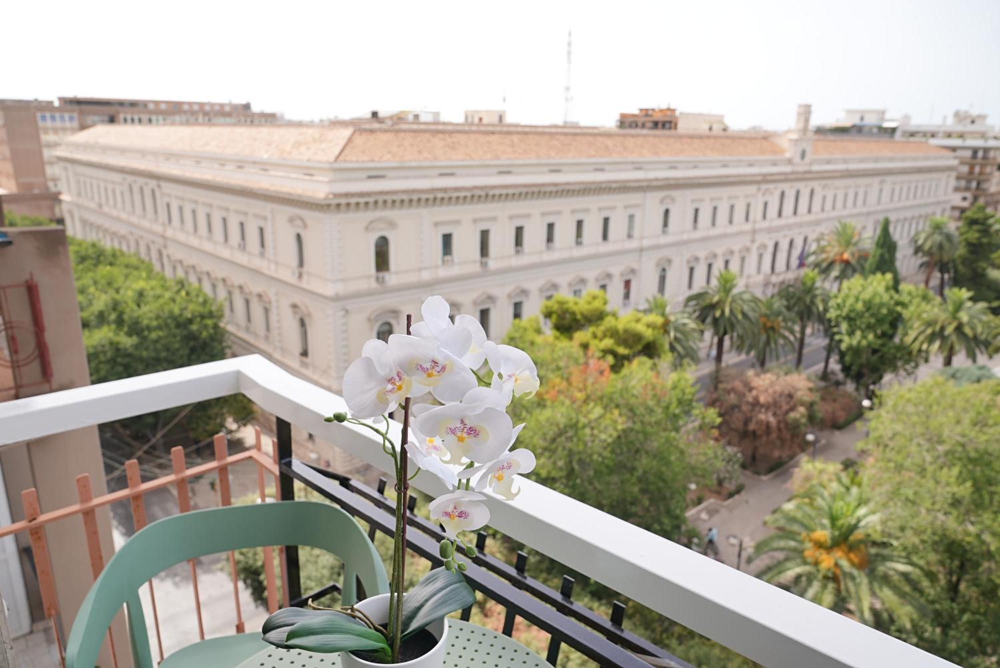 Suite & Premium Room - Centro Bari - Stazione 外观 照片