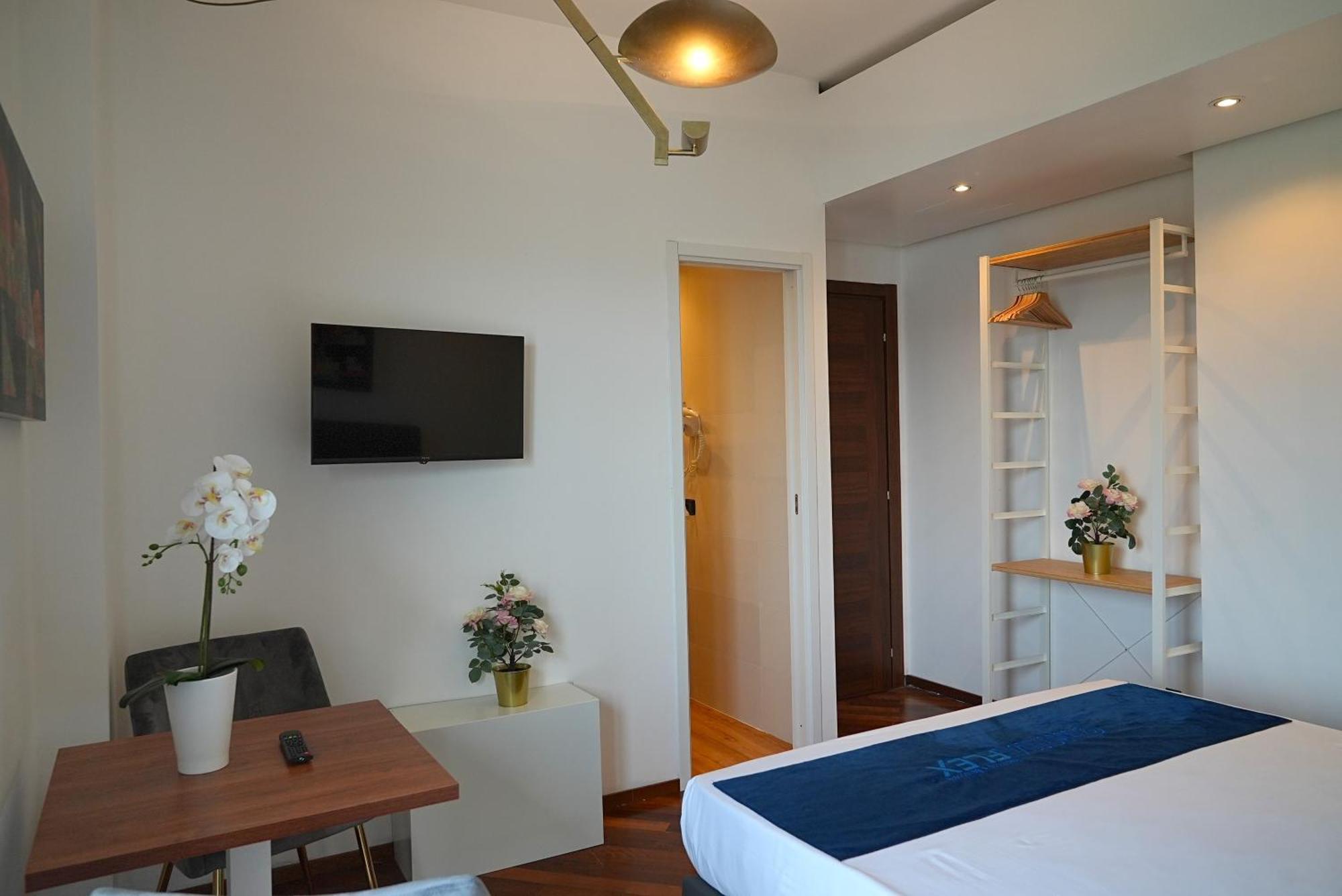 Suite & Premium Room - Centro Bari - Stazione 外观 照片