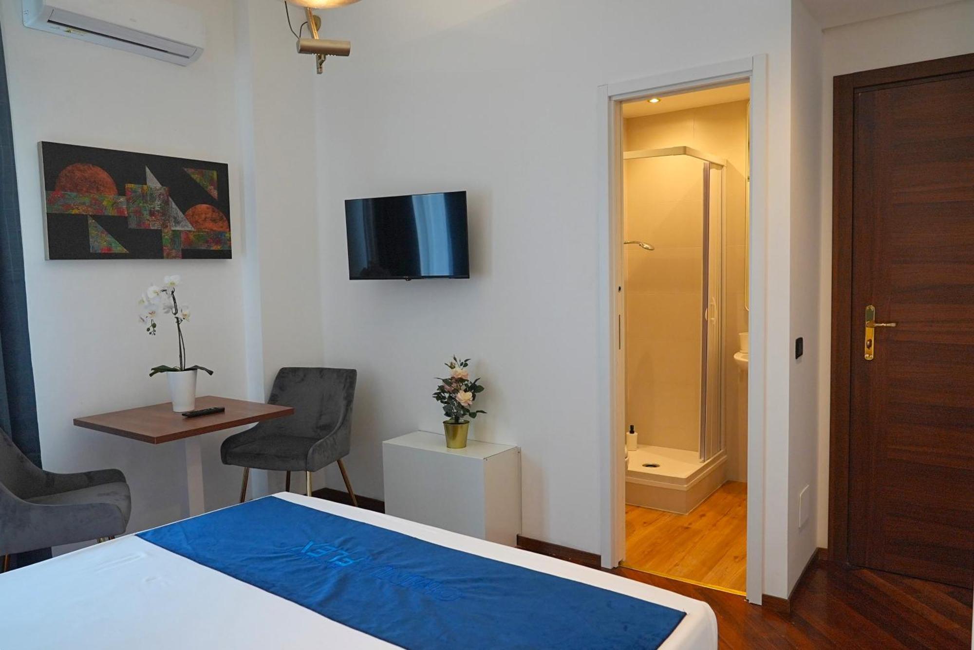 Suite & Premium Room - Centro Bari - Stazione 外观 照片